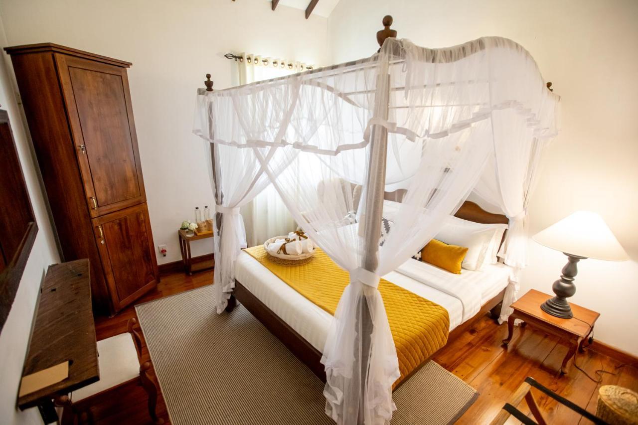 Manuel Manor Hotel Labugolla Buitenkant foto